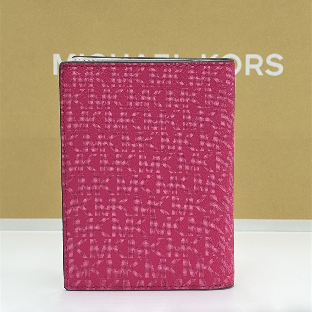 Michael Kors Jet Set Travel Medium Embellished Signature Logo Passport Case -Hol - Picture 10 of 11